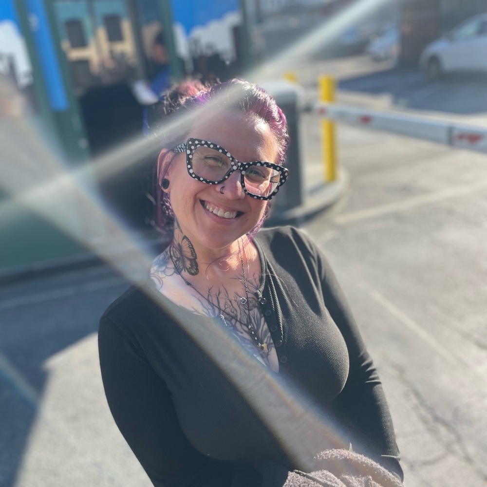 Meet your Posher, Julie